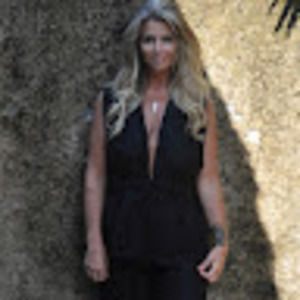 Meet your Posher, Leanne